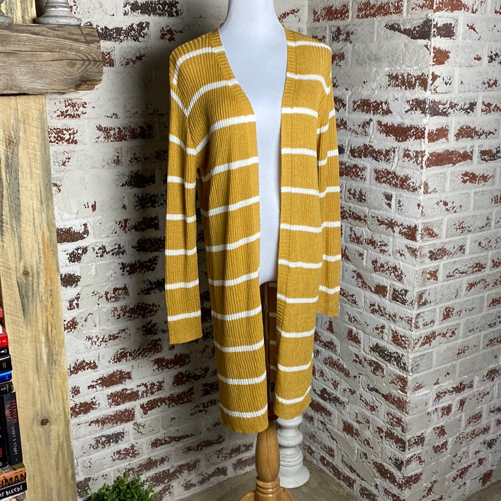 Cardigan/ duster